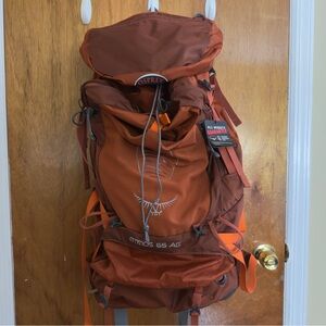 Osprey Packs Atmos AG 65 Backpack 3783-4150 Cinnabar Red Medium Camping Bag